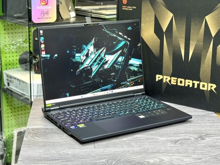 Acer Predator Helios Neo 16 AI PHN16-73